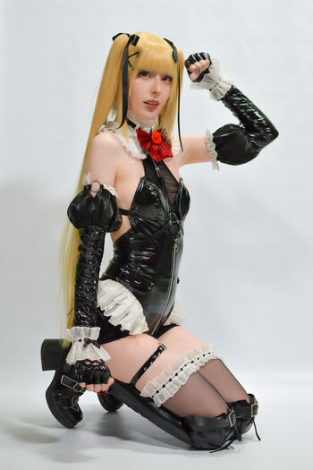 Kiki Glitter Cosplay