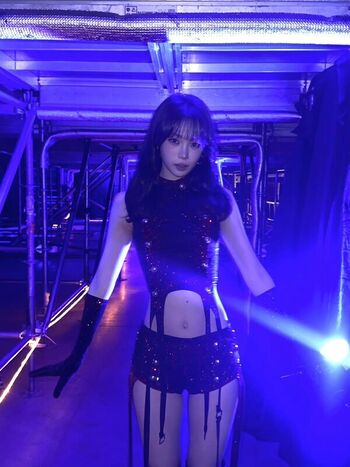 Full leaked Kim chaewon private onlyfans photo