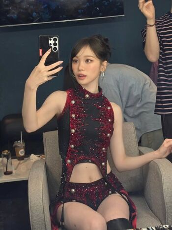 Full leaked Kim chaewon private onlyfans photo