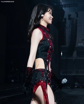 Full leaked Kim chaewon private onlyfans photo