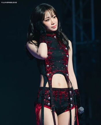 Full leaked Kim chaewon private onlyfans photo