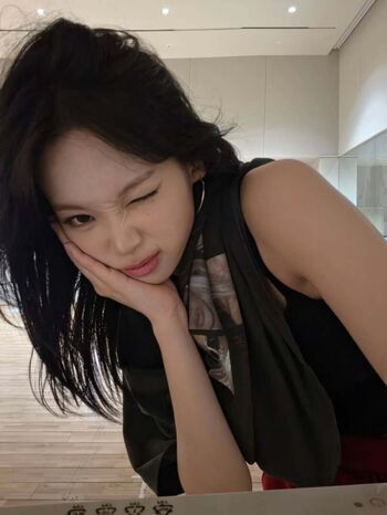 Full leaked Kim chaewon  page private onlyfans photo