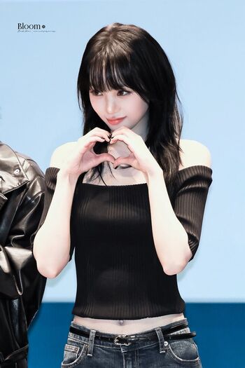 Full leaked Kim chaewon  page private onlyfans photo
