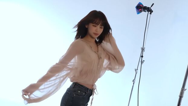Kim Chaewon