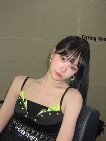 Full leaked Kim chaewon page private onlyfans photo