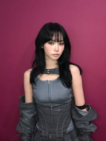 Full leaked Kim chaewon page private onlyfans photo