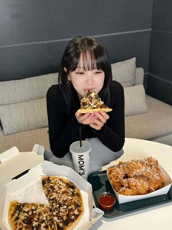 Full leaked Kim chaewon  page private onlyfans photo