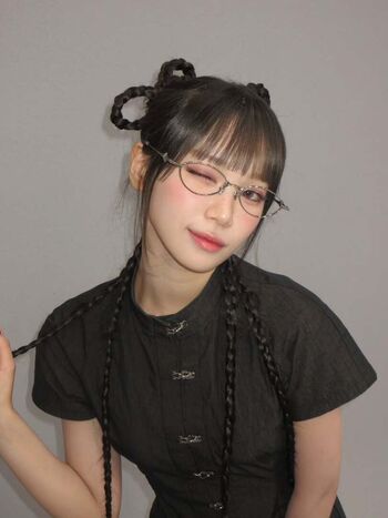 Full leaked Kim chaewon private onlyfans photo