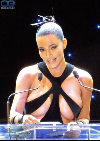 Full leaked Kim kardashian page private onlyfans photo