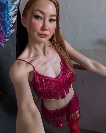 Full leaked Kimiko glenn private onlyfans photo