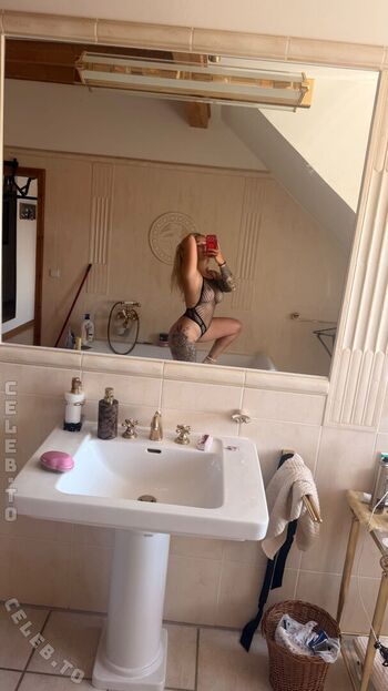 Full leaked Kimimotorsport private onlyfans photo
