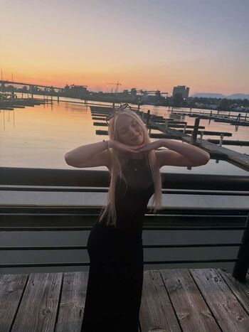 Full leaked Kinkykatiee private onlyfans photo