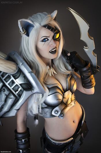 Full leaked Kinpatsucosplay private onlyfans photo