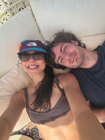 Full leaked Kira kosarin  page private onlyfans photo