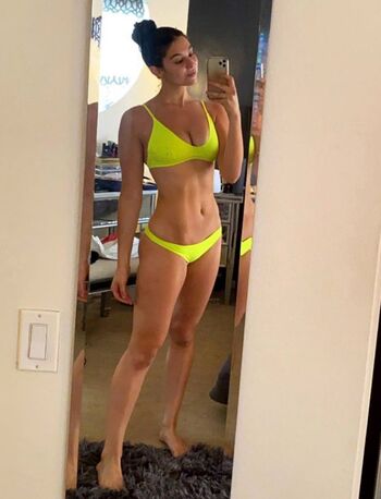 Full leaked Kira kosarin  page private onlyfans photo