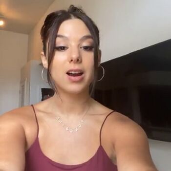 Full leaked Kira kosarin private onlyfans photo
