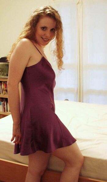 Kira The Little Redhead