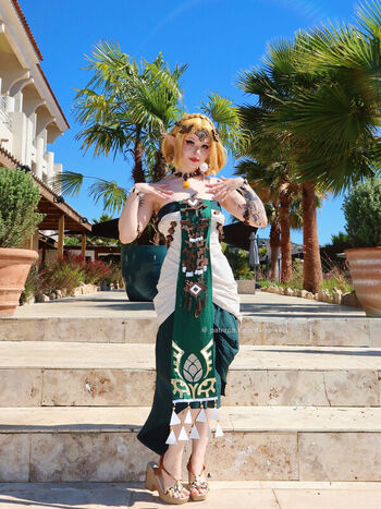 kirapika.cos