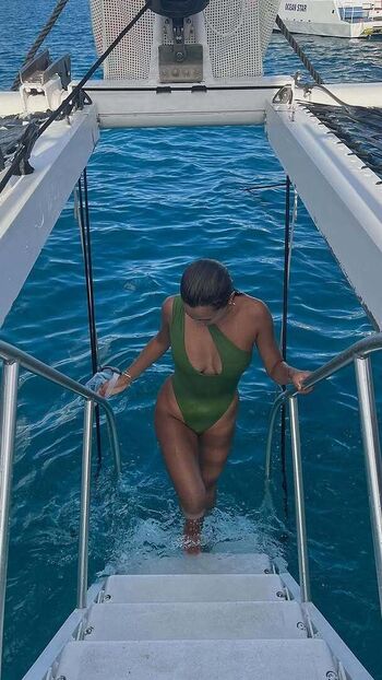 Full leaked Kirra santos private onlyfans photo