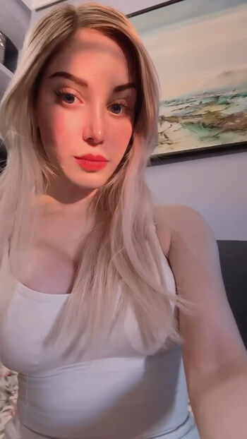 Full leaked Kitty aliice private onlyfans photo