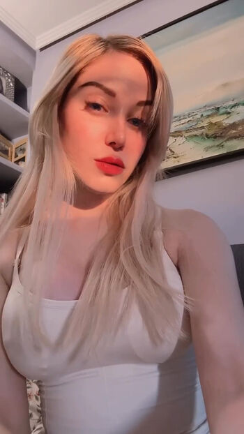 Full leaked Kitty aliice private onlyfans photo