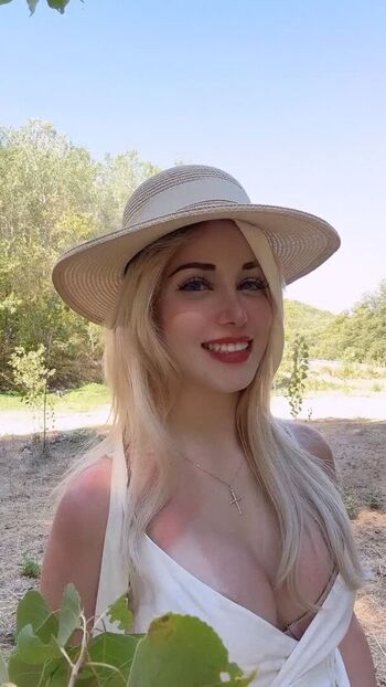 Full leaked Kitty aliice private onlyfans photo