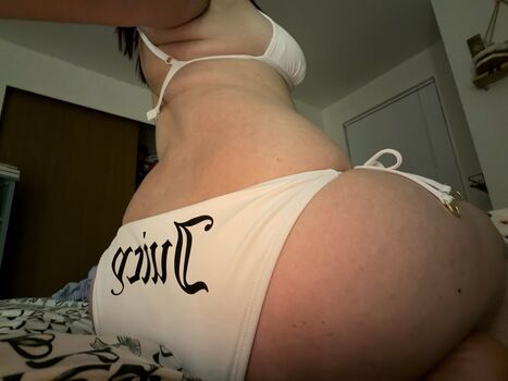 Full leaked Kittycatkayt private onlyfans photo