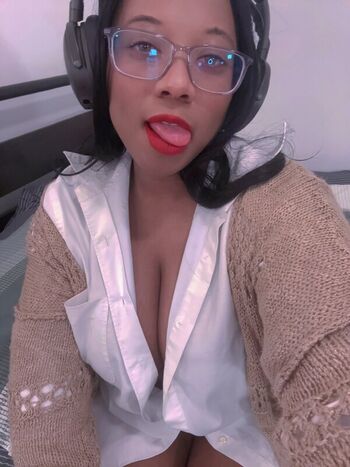 Full leaked Kittyflutevt private onlyfans photo