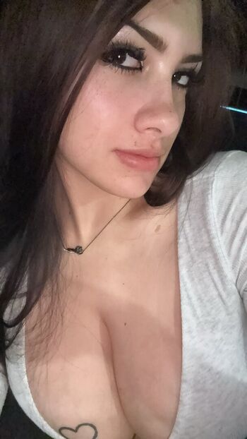 Full leaked Kittygirlmel private onlyfans photo