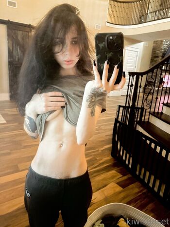Full leaked Kiwi sunset private onlyfans photo