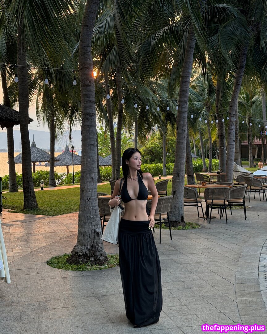 https: / kkmmmkk 裸照OnlyFans照片 #1