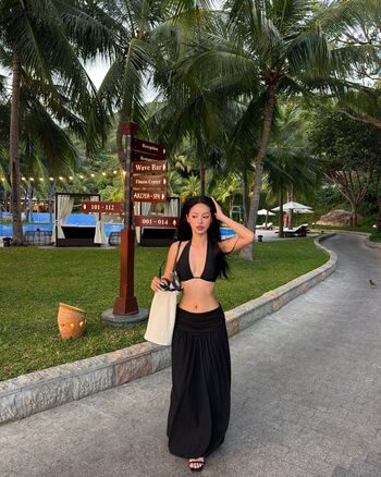 Full leaked Kkmmmkk page private onlyfans photo