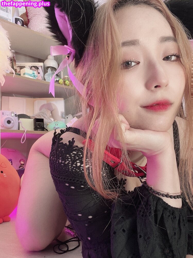 Kkoduengeo Naken OnlyFans Foto #30