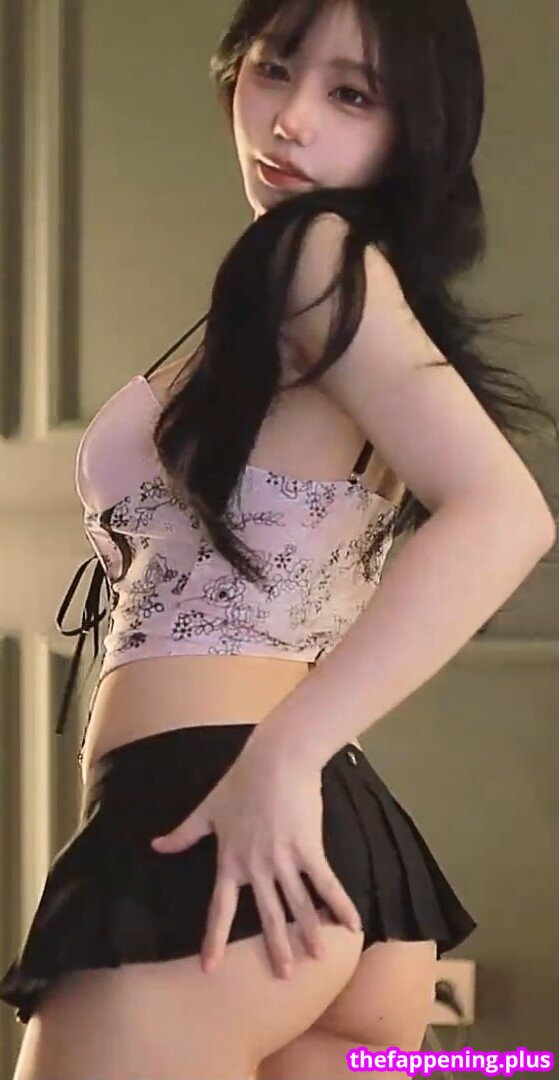 kkok7816 / kook1916 / midi Fotografie OnlyFans Dezbrăcată #103