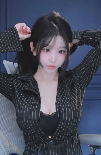 Full leaked Kkok private onlyfans photo