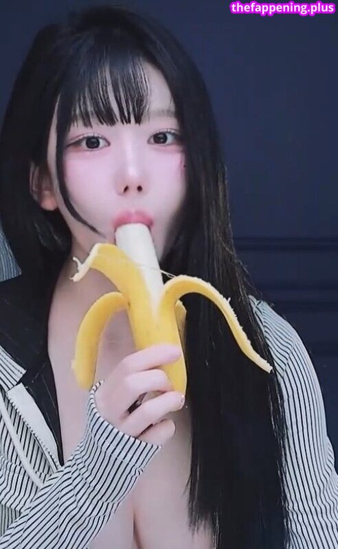 kkok7816 / kook1916 / midi Foto OnlyFans Desnuda #306