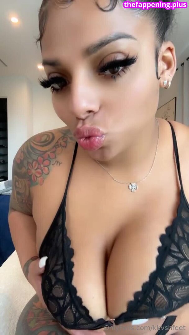 KKVSH / https: / mikaylasaravia Nagie OnlyFans Zdjęcie #1