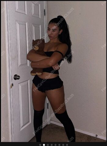Full leaked Klairelena page private onlyfans photo