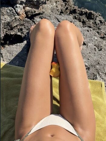 Full leaked Klarahellqvistt private onlyfans photo