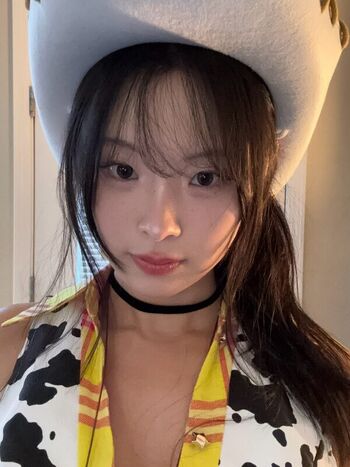Full leaked Jav actress gravure/ private onlyfans photo