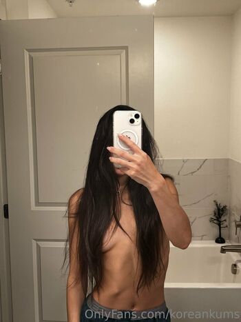 Full leaked Koreankums private onlyfans photo