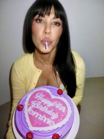 Full leaked Kourtney kardashian private onlyfans photo