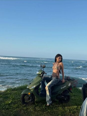 Full leaked Kpop girls private onlyfans photo