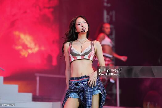 Full leaked Kpop girls private onlyfans photo