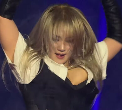 Full leaked Kpop girls private onlyfans photo