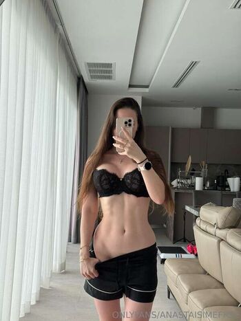 Full leaked Kriscocainas private onlyfans photo