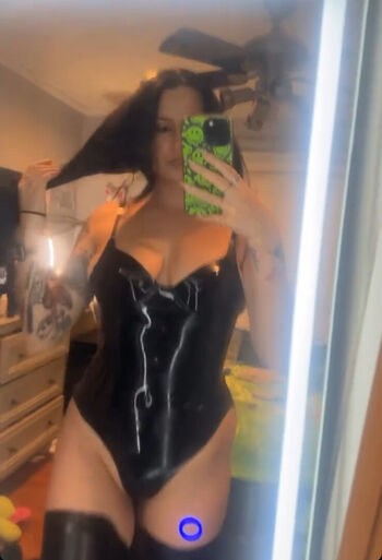 kristen_coms