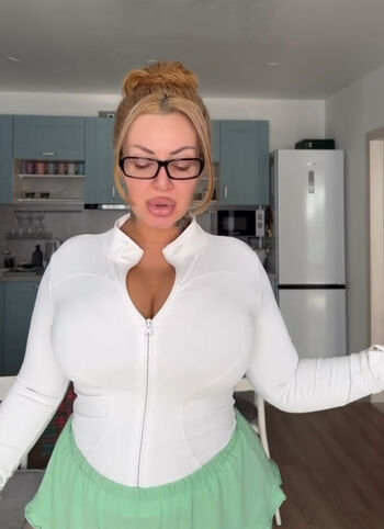 Full leaked Kristina karieva private onlyfans photo