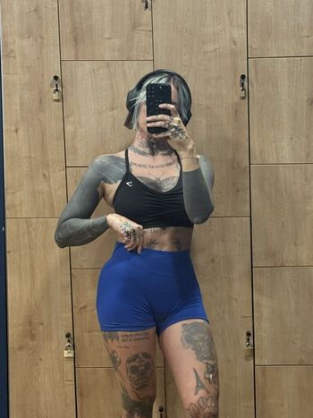 Full leaked Krokodeal  page private onlyfans photo