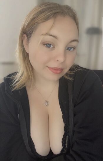 Full leaked Krystalricci private onlyfans photo